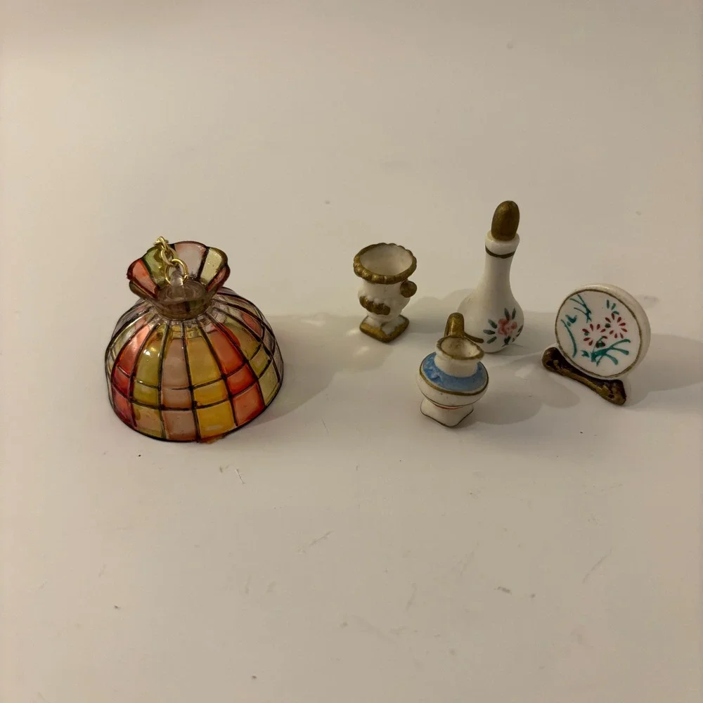 VTG Dollhouse Miniature Tiffany Style Hanging Lamp Shade & Porcelain Smalls Lot